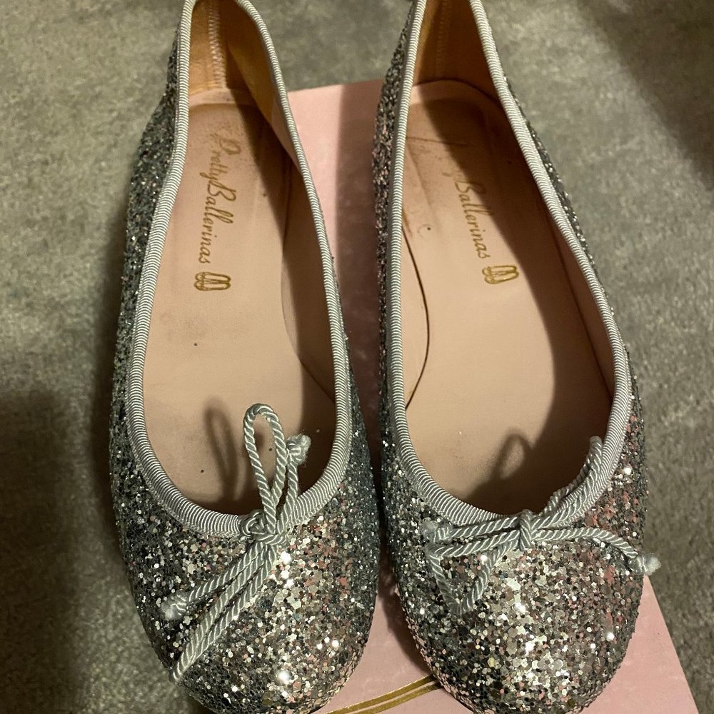 Pretty Ballerinas Kylie Flats - Picture 4 of 5